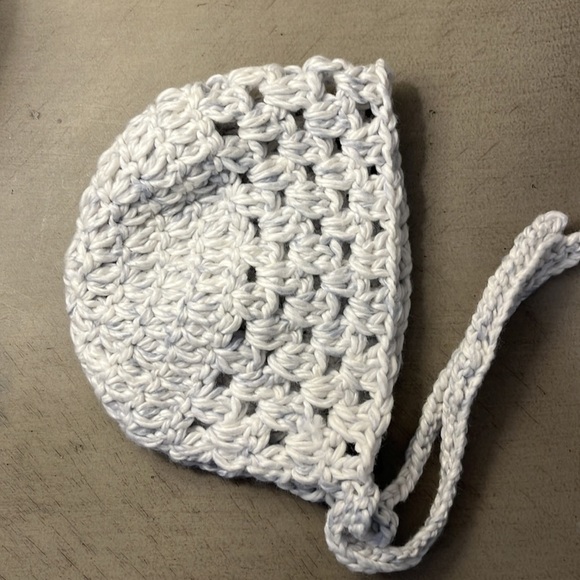 Organic Cotton Handmade Crochet Baby Bonnet - Picture 1 of 6